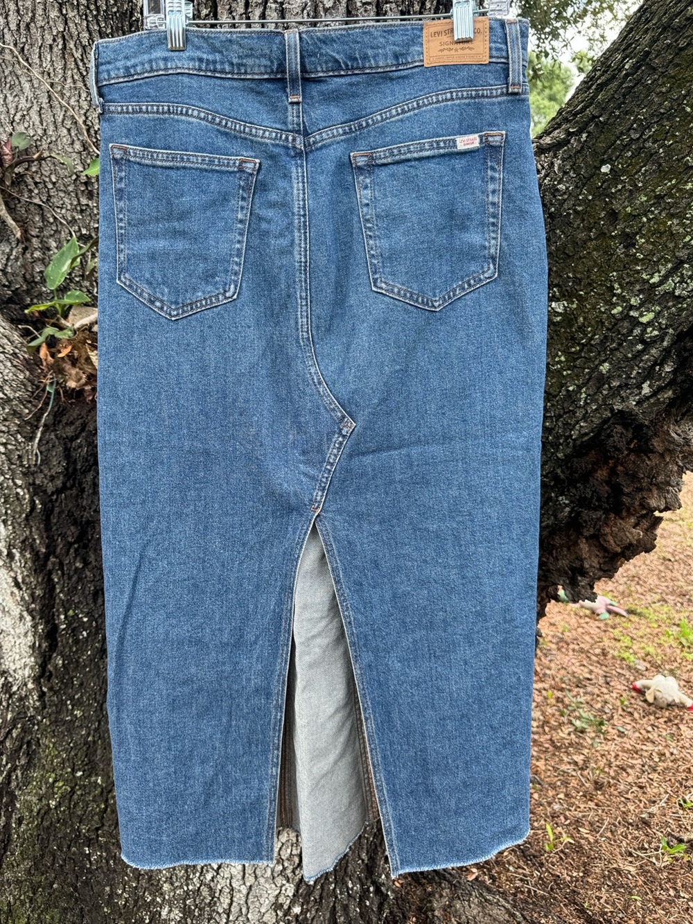 Levi's Blue Maxi Denim Jeans with Contrast Stitching.Back Slit.Size 12 - Picture 2 of 6